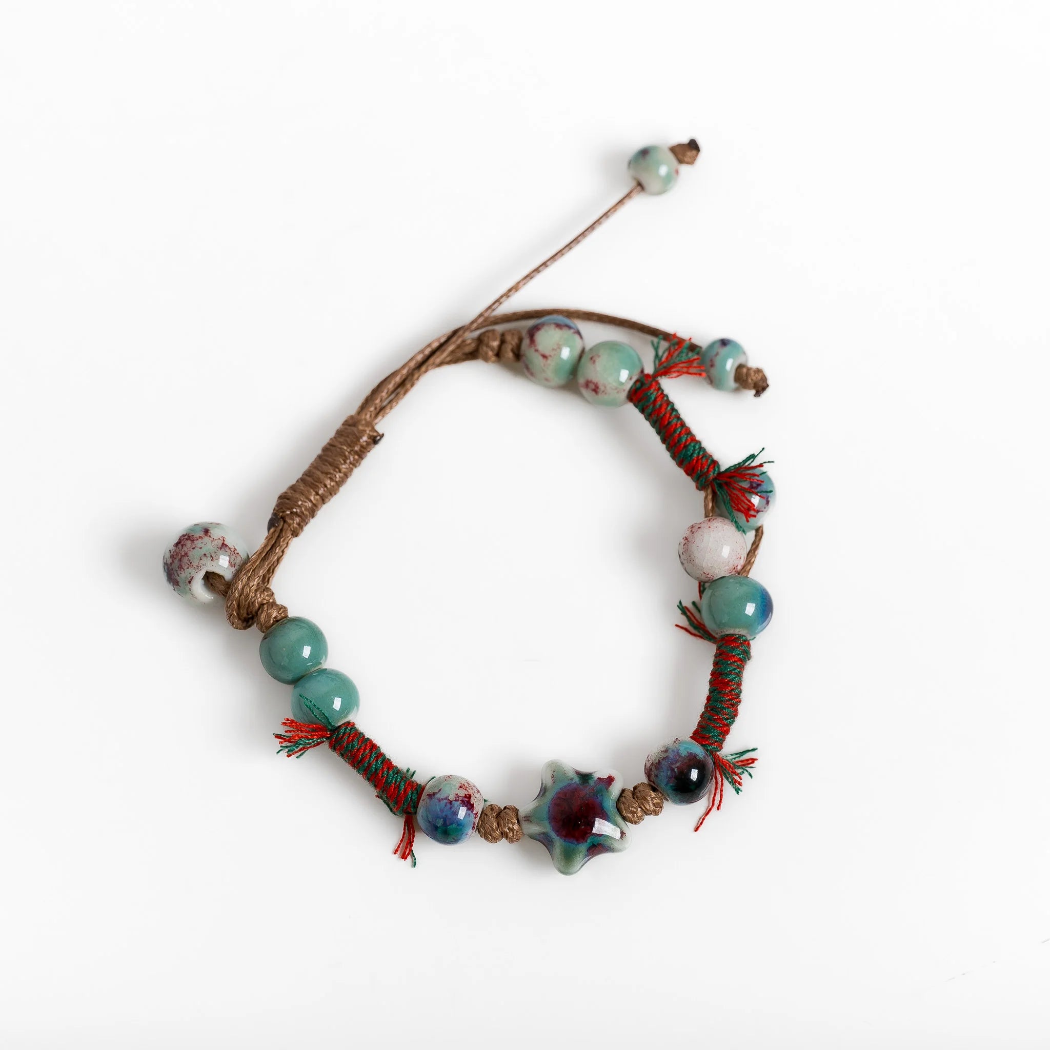 Handmade Green Star Ceramic Bracelet – Adjustable Artistic Beaded Jewelry for Women