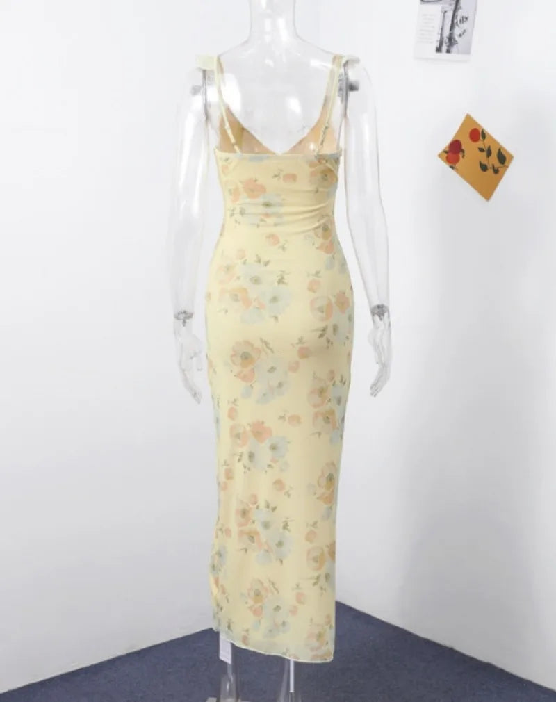 Women's Summer Flower Printed Backless Halter Maxi Dress - Low-cut Style