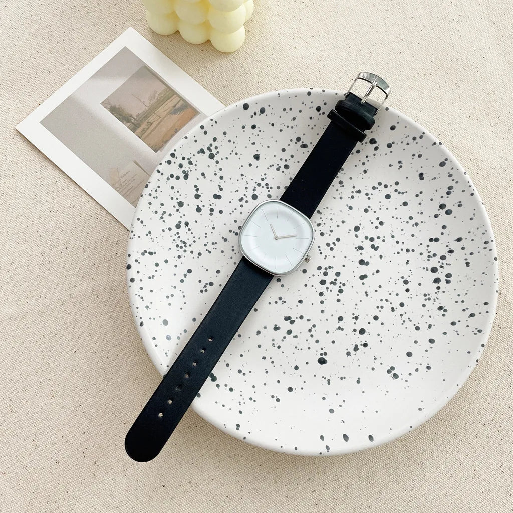 Women’s Square Minimalist Watch – Leather Strap Quartz Timepiece