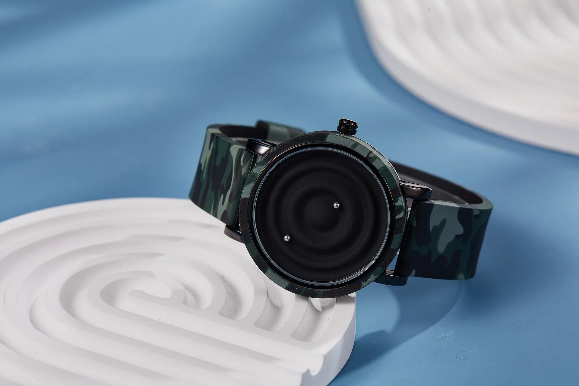 Magnetic Pointer Watch – Waterproof Quartz for Men & Women