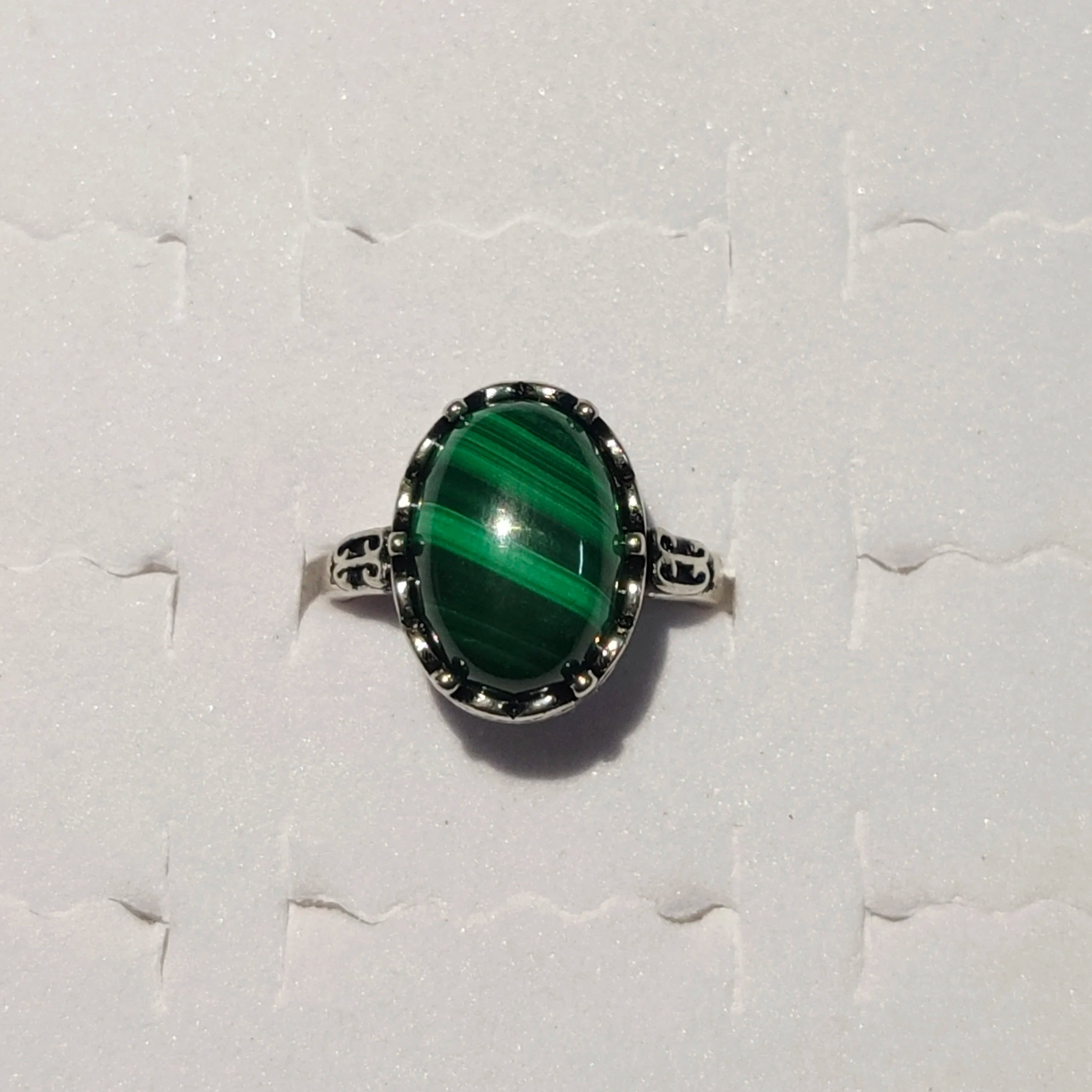 Natural Malachite Ring – 14MM Handmade Green Gemstone Ring for Women