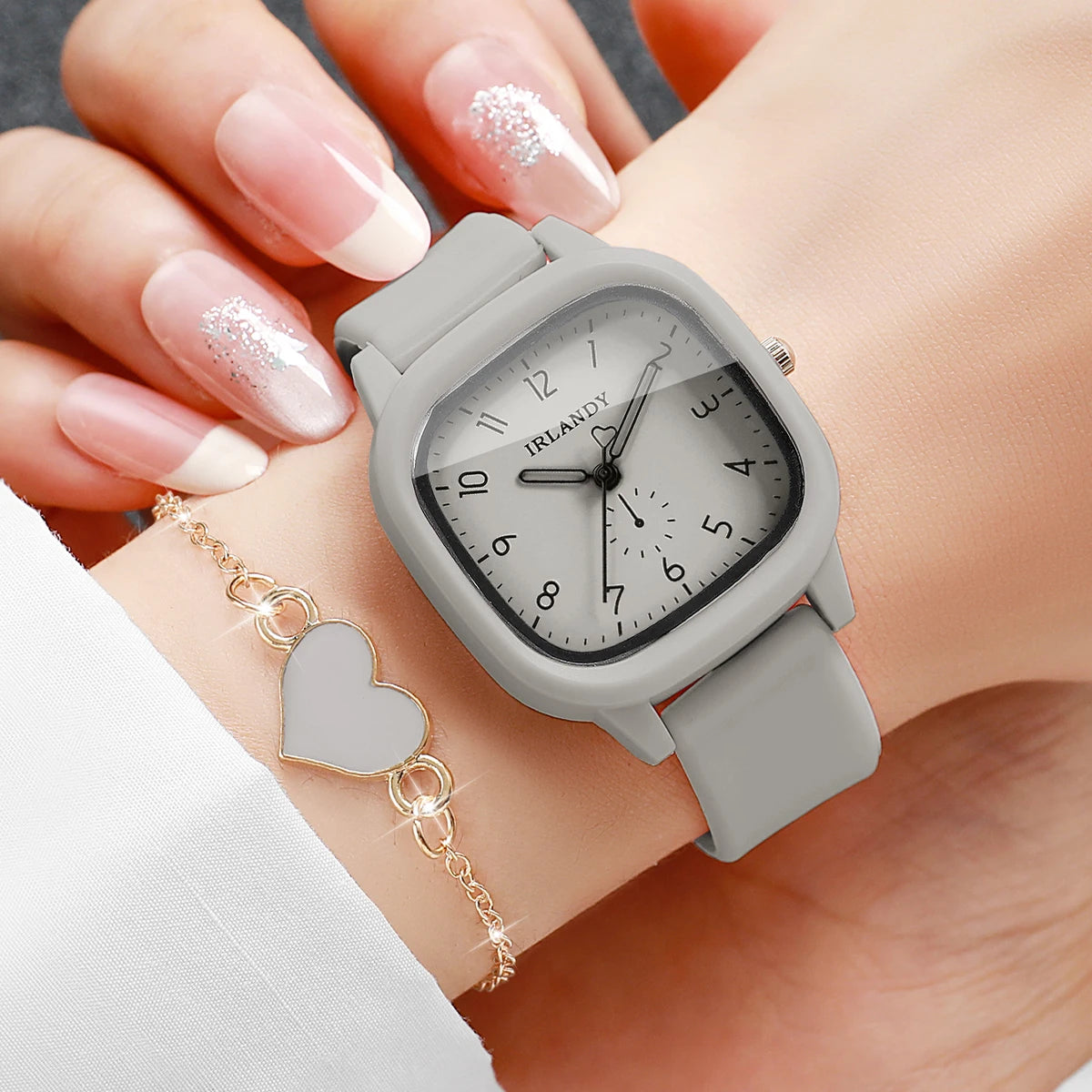 Fashion Arabic Dial Women's Quartz Watch & Heart Bracelet Set – 2PCS Square Silicone Wristwatch