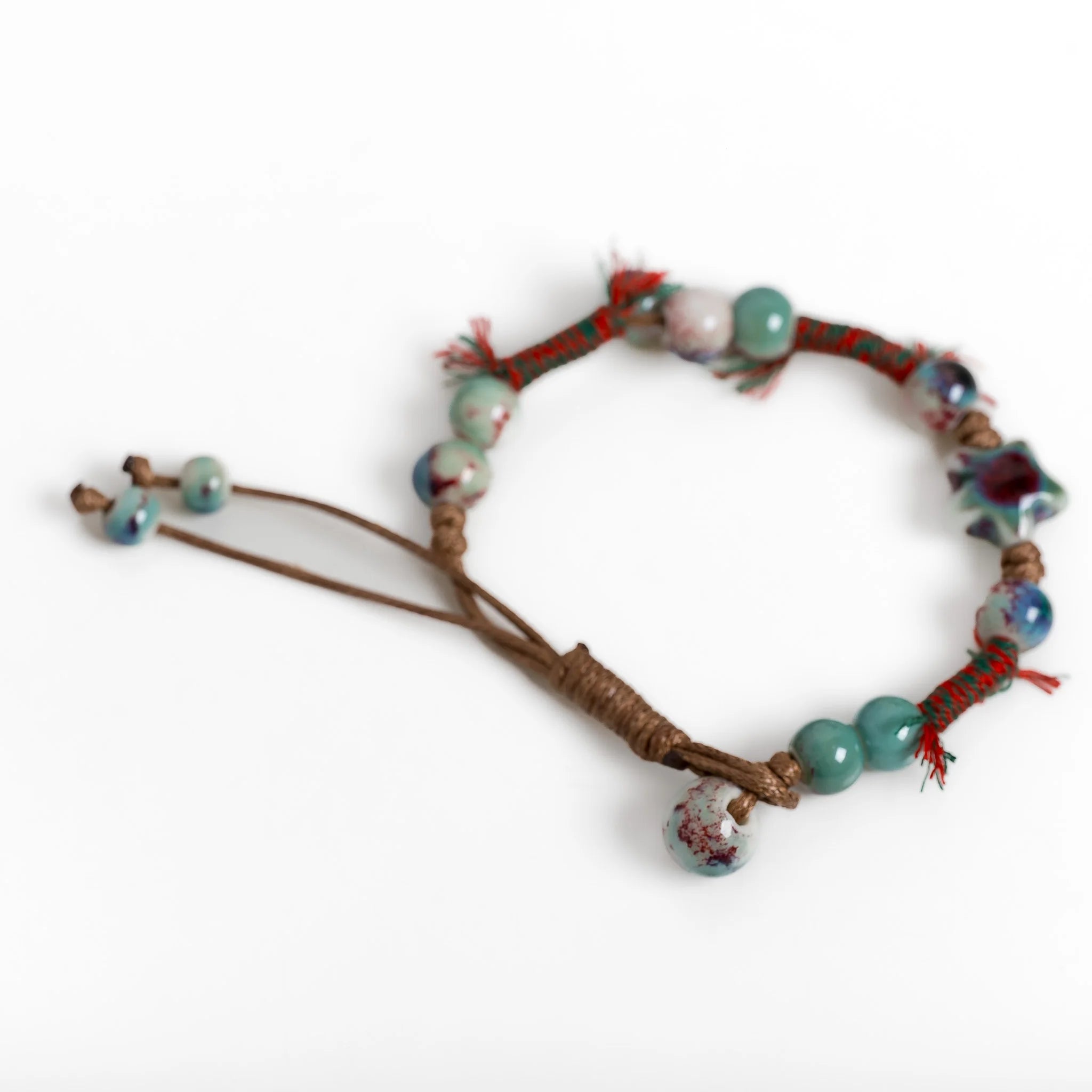 Handmade Green Star Ceramic Bracelet – Adjustable Artistic Beaded Jewelry for Women