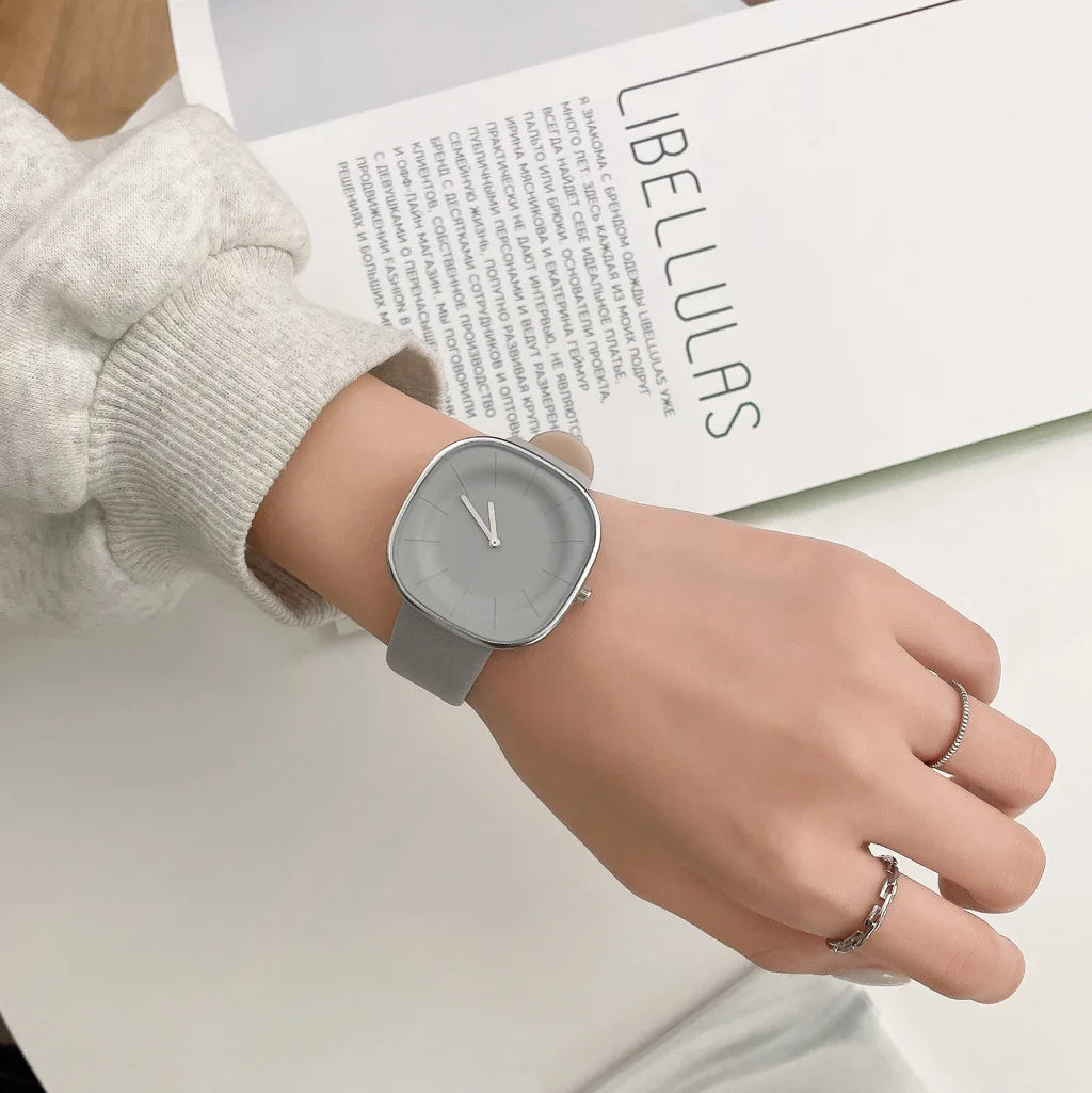 Women’s Square Minimalist Watch – Leather Strap Quartz Timepiece