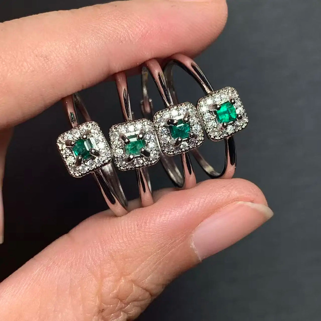 Natural Emerald Adjustable Ring – Vintage Gemstone Ring for Women