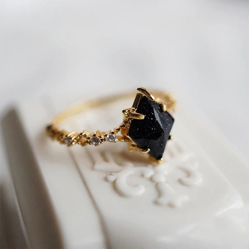 Silver Rhombus Black Crystal Ring – Elegant Geometric Statement Ring
