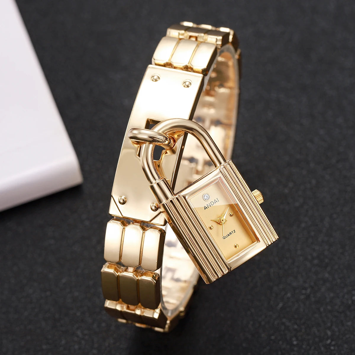 Unique Lock Shape Pendant Women's Quartz Watch – Golden Bracelet Strap Dress Wristwatch