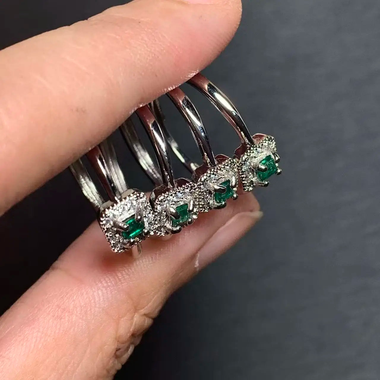 Natural Emerald Adjustable Ring – Vintage Gemstone Ring for Women
