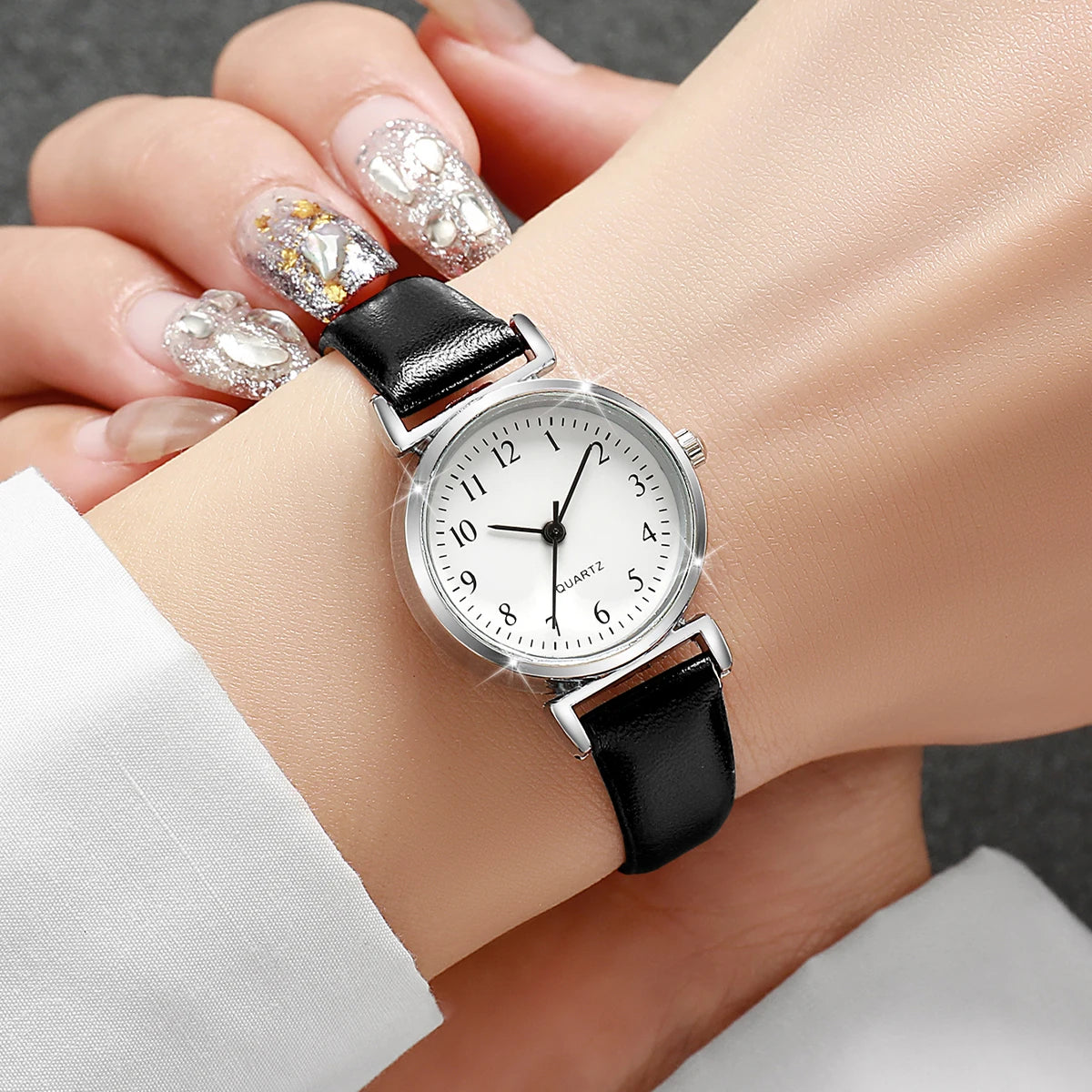 Fashion Small Dial Women's Quartz Watch – Leather Band Analog Wristwatch